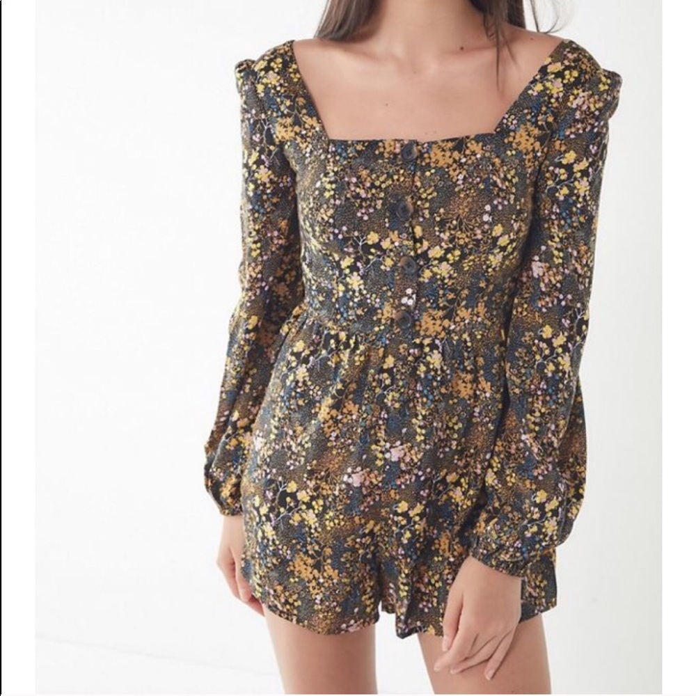Urban Outfitters Floral Paulina Square Neck Romper Medium